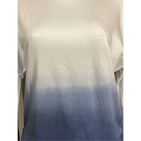 New. Lauren Moshi oversized blue ombré sweatshirt. Retails $128. XS - Picture 6 of 9